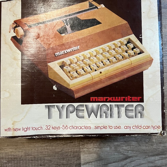 Vintage MARXWRITER Typewriter - Picture 3 of 16